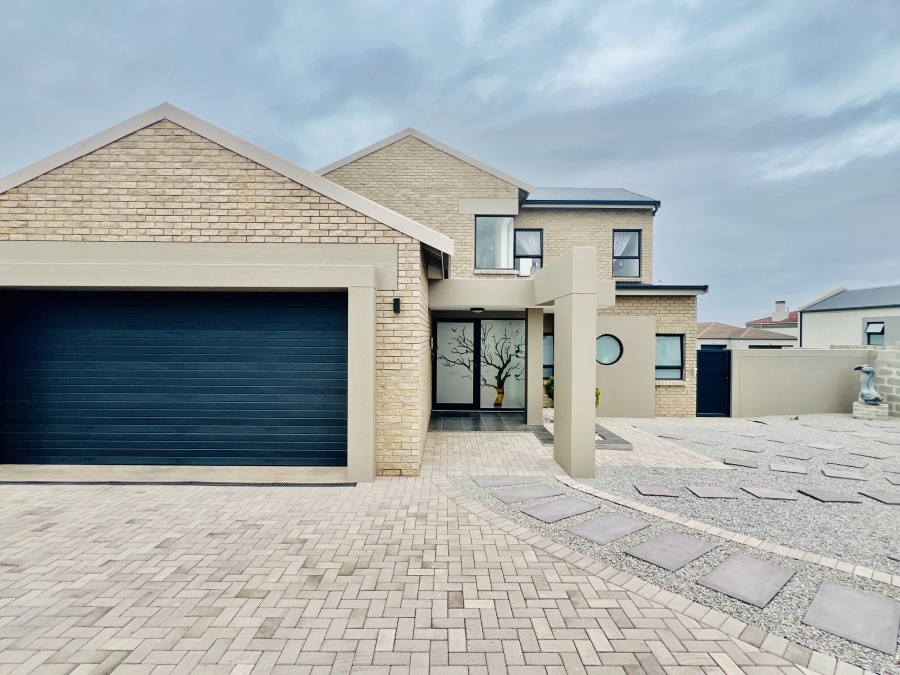 3 Bedroom Property for Sale in Myburgh Park Western Cape